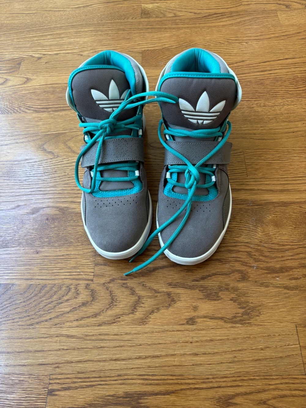 Adidas Men High-Top Sneakers in Teal and Gray